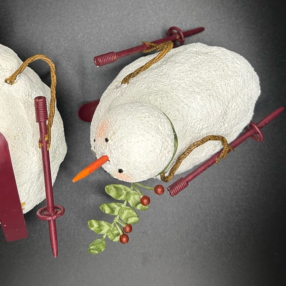 Skiing Snowmen Figures - Picture 11 of 13